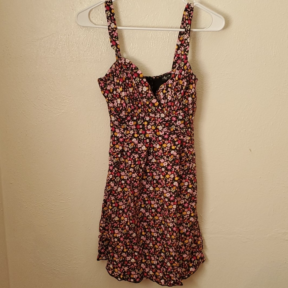 Ditsy flower dress